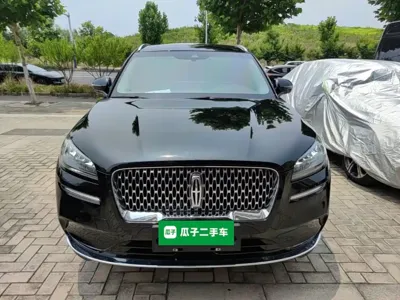 Lincoln Corsair