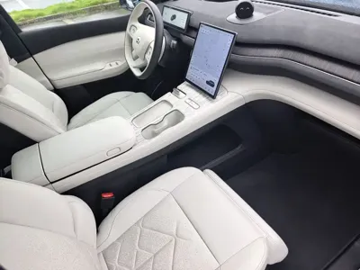 Nio ES7