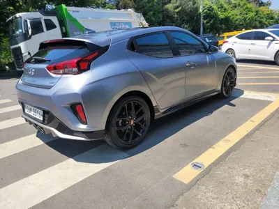Hyundai Veloster