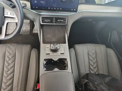 BYD L DM-i
