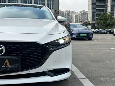 Mazda 3 Axela