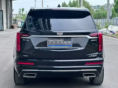Cadillac XT6