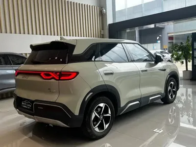 BYD Yuan Up