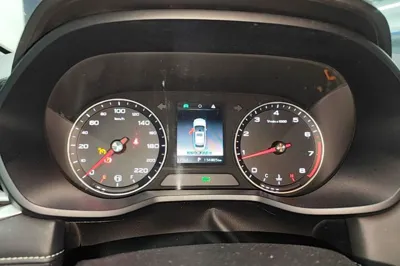 Roewe i5