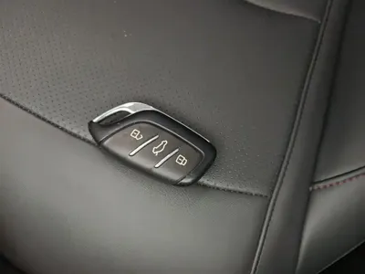 Roewe i5
