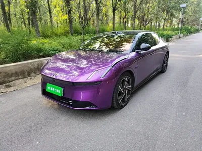 Lynk & Co Z10