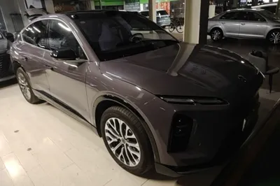 Nio EC6