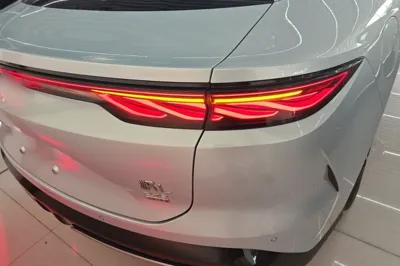 BYD Han L