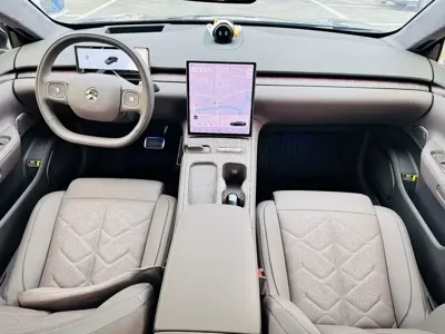 Nio ET7