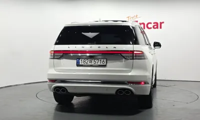 Lincoln Aviator