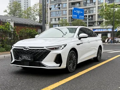 Chery Arrizo 8