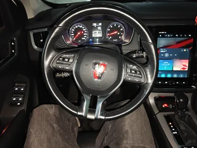 Roewe RX5