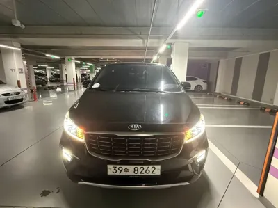 Kia Canival
