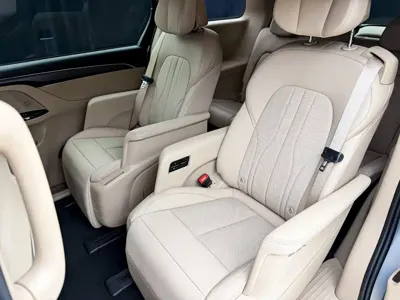 Buick GL8 Hybrid