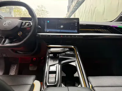 MG MG5 Scorpio