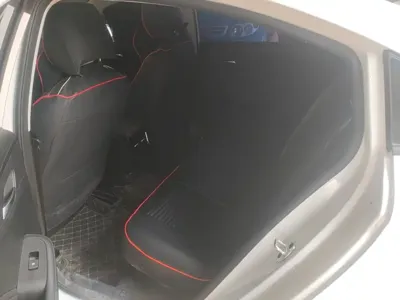 Roewe i5