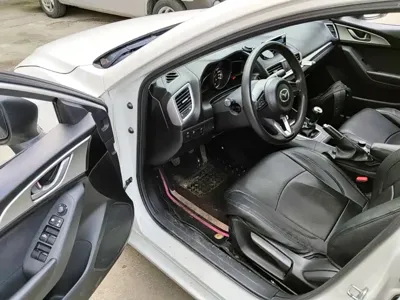 Mazda 3 Axela