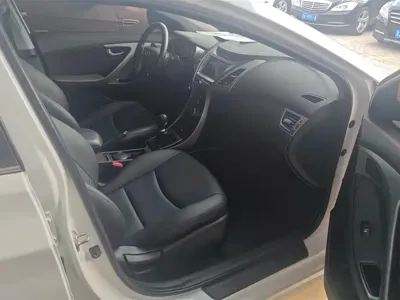 Hyundai Elantra Langdong