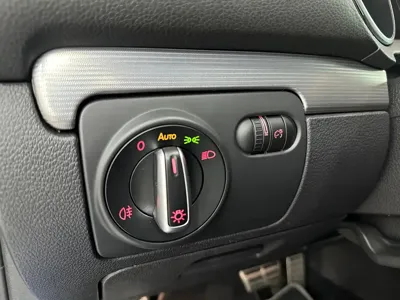 Volkswagen Golf (Import)