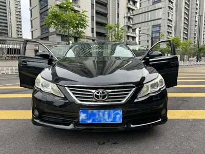Toyota Reiz