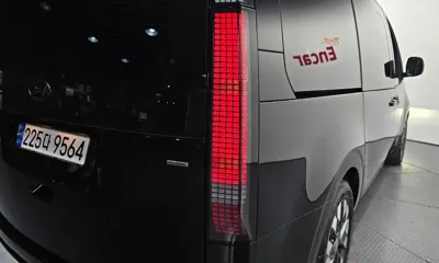 Hyundai Staria