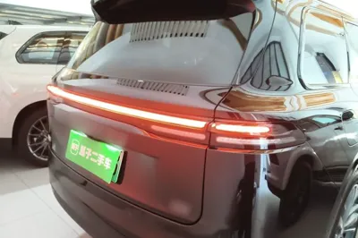 Leapmotor C16