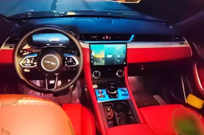 Jaguar F-Pace