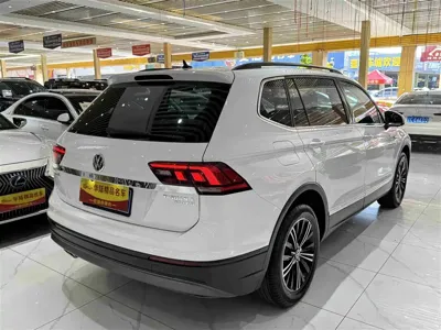 Volkswagen Tiguan L