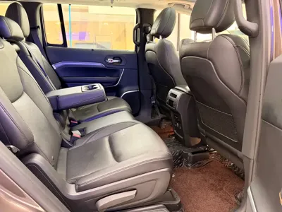 Jeep Grand Commander
