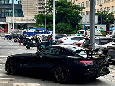 Mercedes-Benz AMG GT