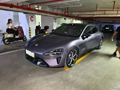 Xiaomi SU7