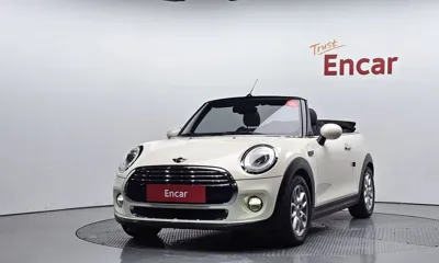 MINI Cooper Convertible