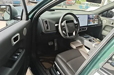 Li Auto L9