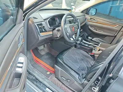 Roewe RX8