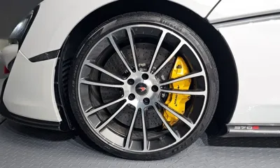 McLaren 570S