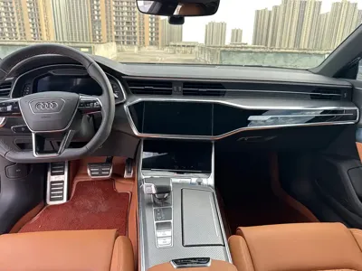 Audi A7L