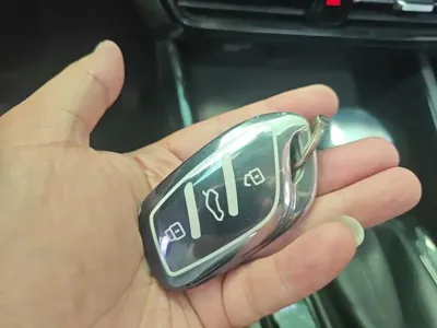 Roewe i5