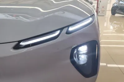 Nio EC6