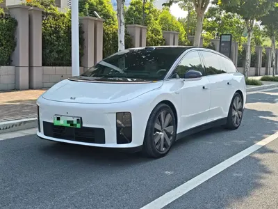 Li Auto 理想i6