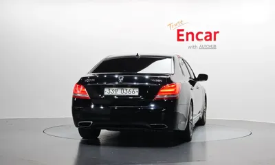 Hyundai Equus