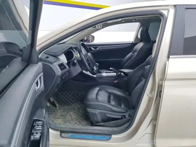 Geely Emgrand GL