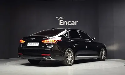 Hyundai Genesis