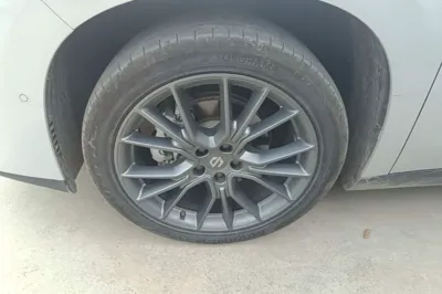 Leapmotor C10