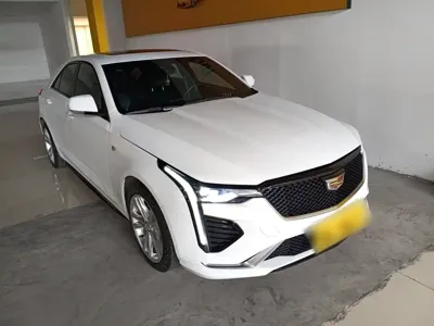 Cadillac CT4