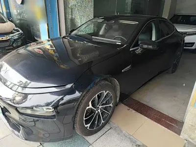 Xpeng P7