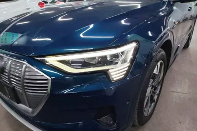 Audi e-tron
