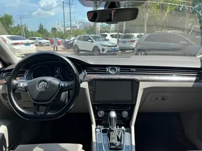 Volkswagen Magotan