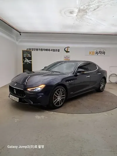 Maserati Ghibli