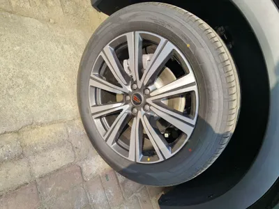 Hongqi HS7 PHEV