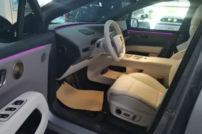 Li Auto Li Auto i6